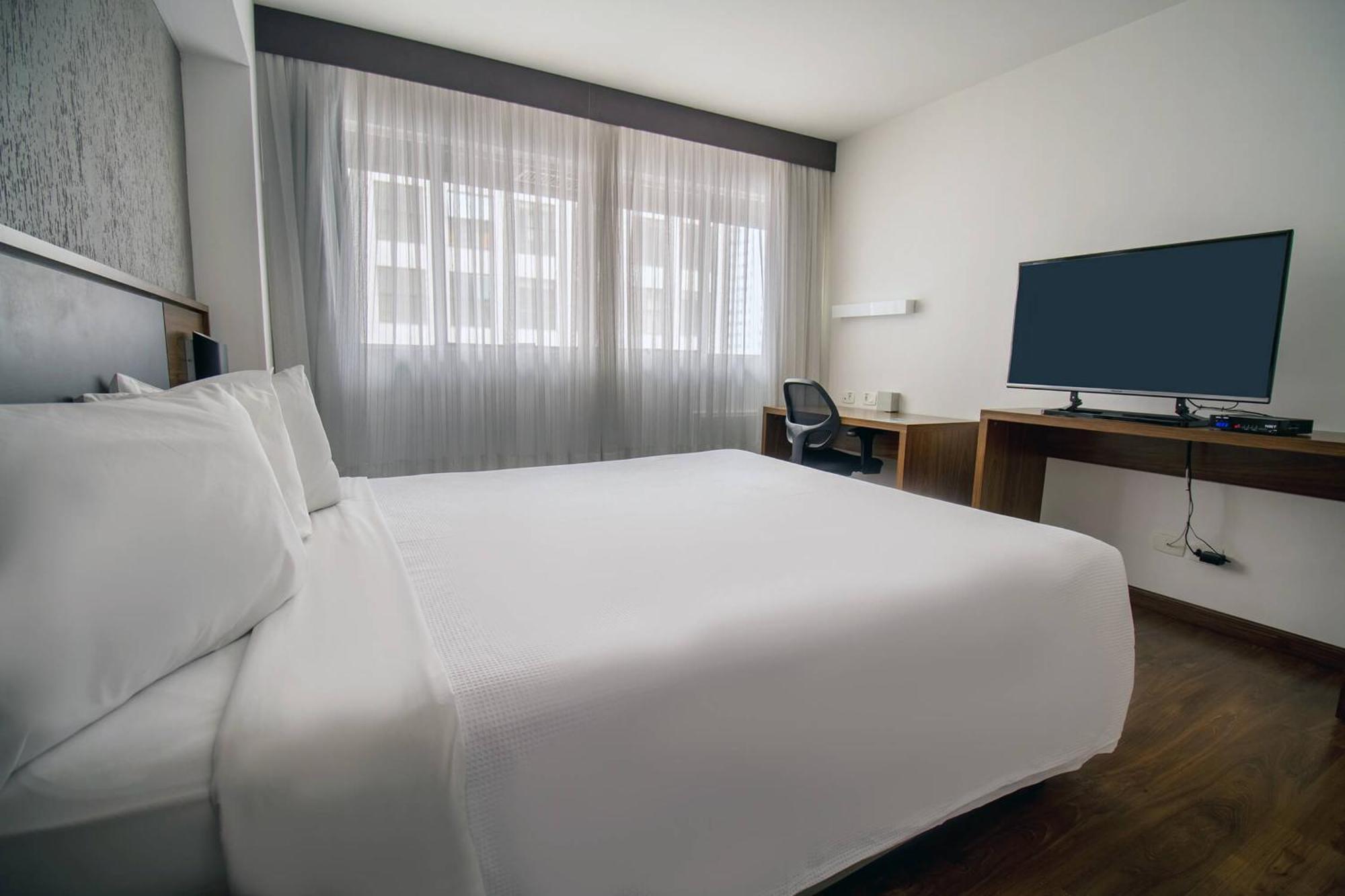Hotel Deville كوريتيبا المظهر الخارجي الصورة