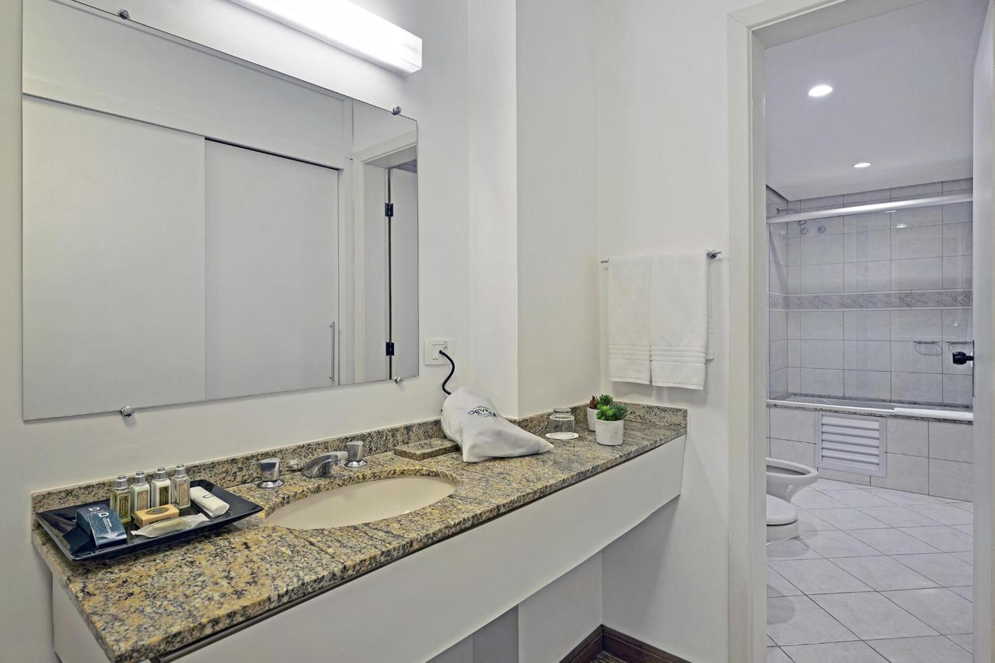 Hotel Deville كوريتيبا المظهر الخارجي الصورة