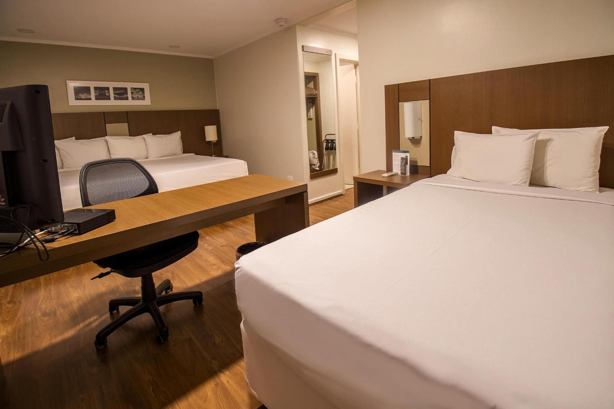 Hotel Deville كوريتيبا المظهر الخارجي الصورة